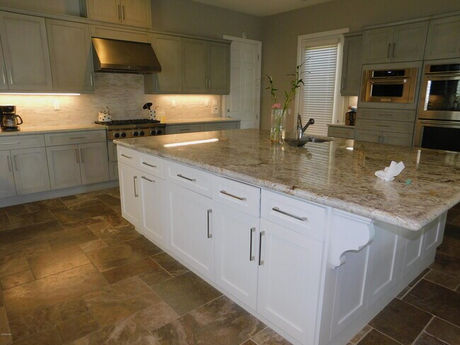 Building Photo - 7291 Range Vw Cir