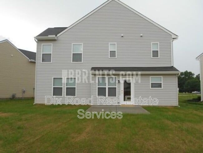 Building Photo - 450 Sharp Ct