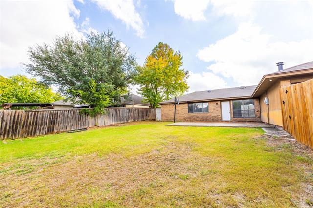 Building Photo - 1017 Bass Dr