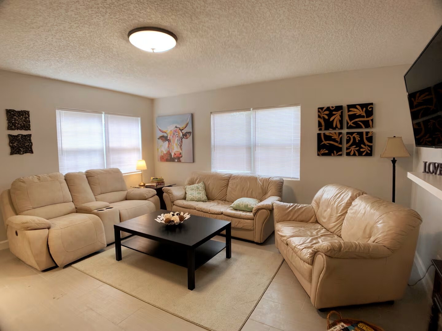 Building Photo - 7161 Balboa Rd