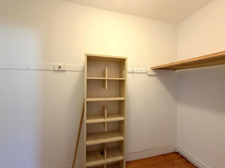 Building Photo - 61 Webster Ave