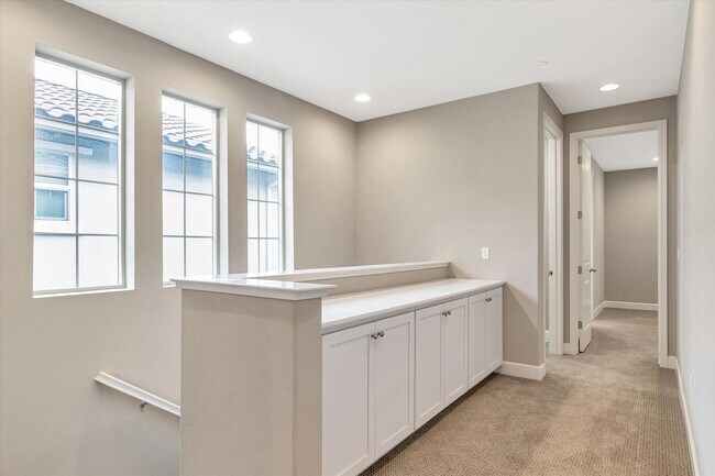Building Photo - Wow! What a Great Home! Available Soon!