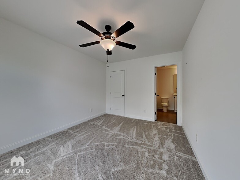 Building Photo - 2620 Poplar Cv Dr NW