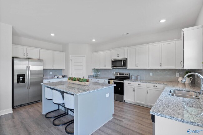 Building Photo - 432 Summit Lakes Dr