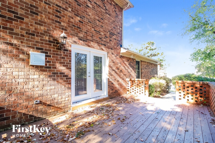 Building Photo - 401 O'Neill Dr