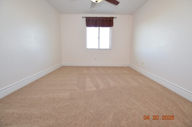 Building Photo - 598 Over Par Ct