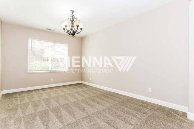 Building Photo - 836 Spotted Pony Ln