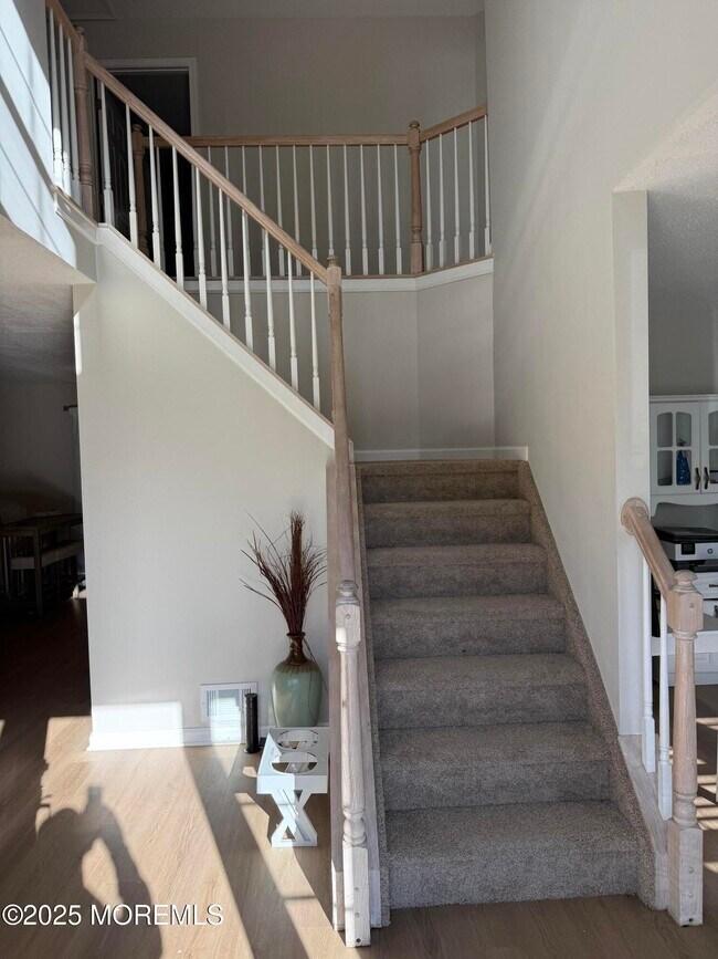 Building Photo - 90 Atlantis Ave