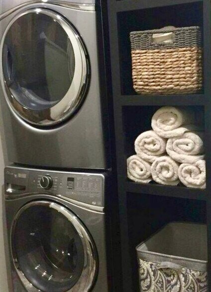 SAMSUNG washer dryer combo. - 328 High St