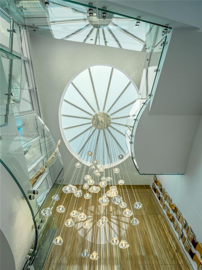 Building Photo - 450 Alton Rd