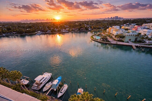 Building Photo - 5900 Collins Ave