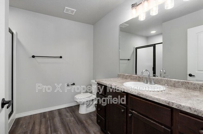 Building Photo - 1302 S Lexington