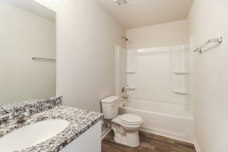 Building Photo - 14223 Harlequin Dr