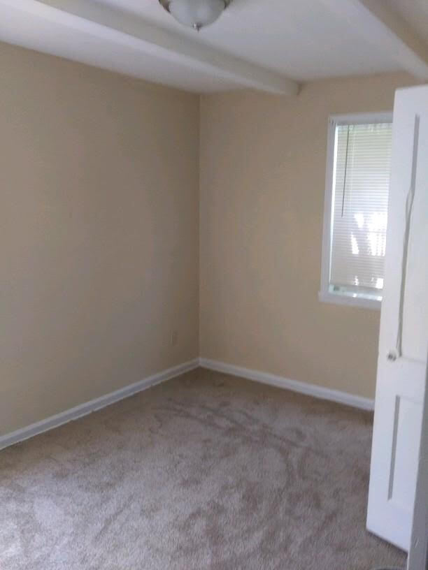 Building Photo - 457 King Rd