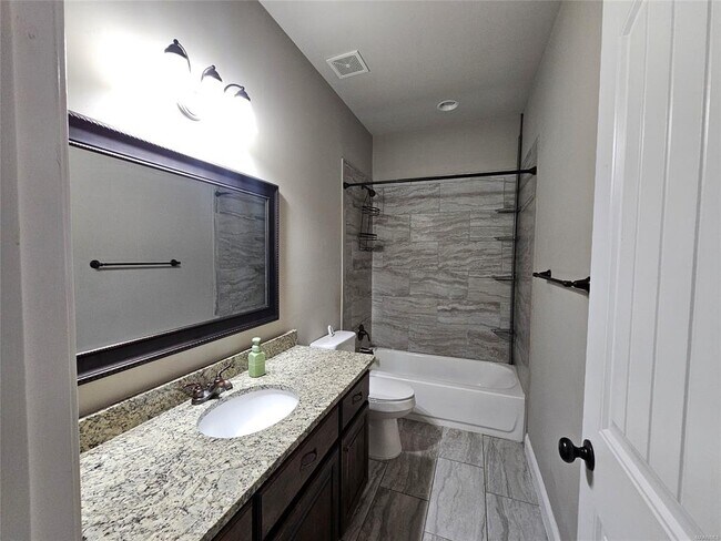 Building Photo - 1017 Ridge Point Dr