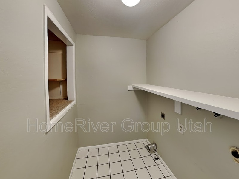 Building Photo - 5631 W 11030 N