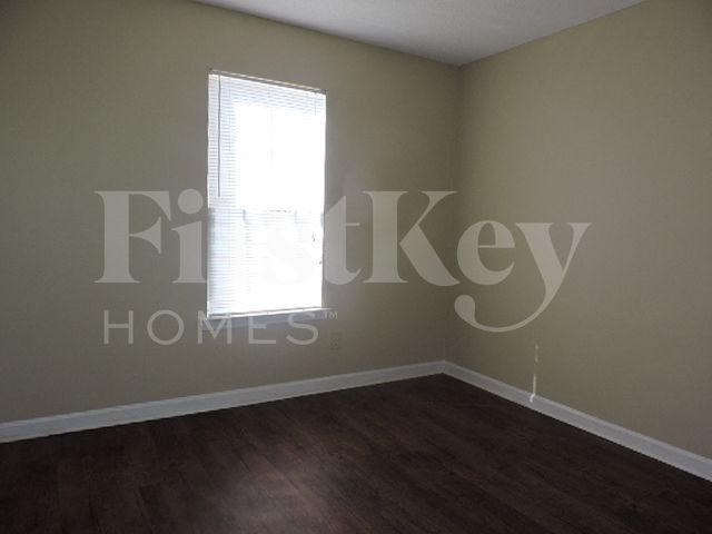 Building Photo - 4344 Cleopatra Dr