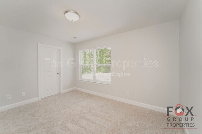 Building Photo - 150 Cotton Fld Dr