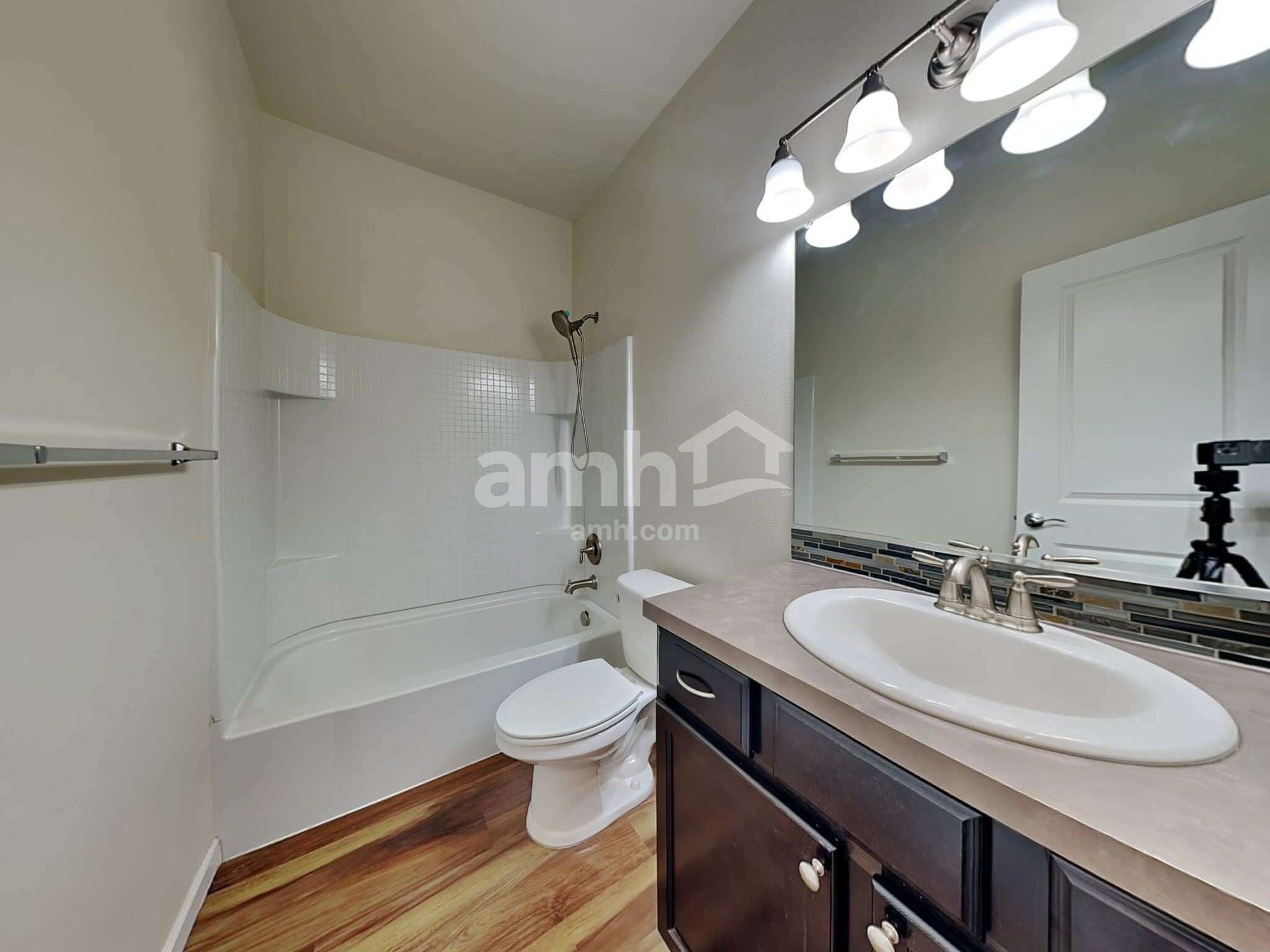 Building Photo - 16602 NE 91st St