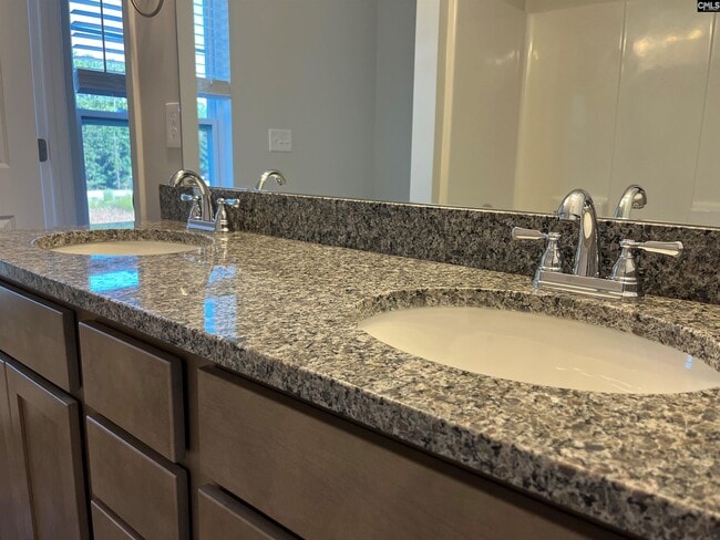 Building Photo - 314 Woodcock Dr