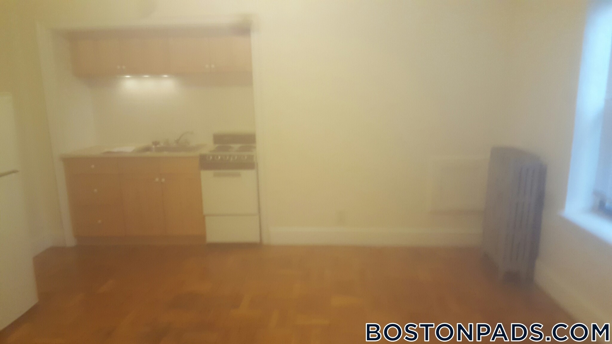 Building Photo - 2 Elmwood Ave