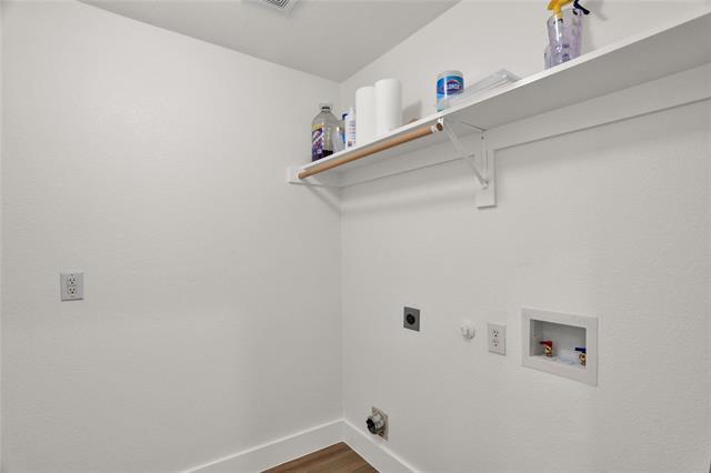 Building Photo - 1617 Sweetbay Dr