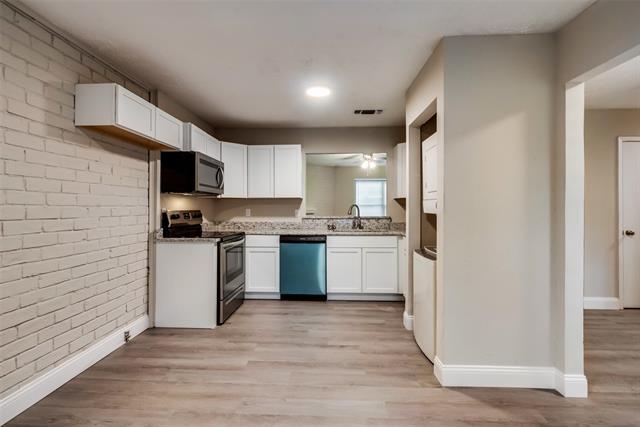 Building Photo - 30 W Mountain Creek Dr