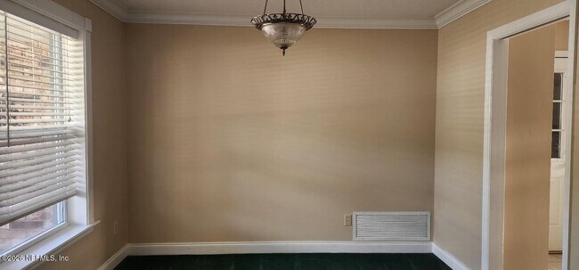 Building Photo - 25 Versaggi Dr