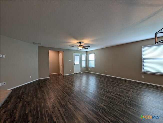 Building Photo - 2096 Brandywine Dr