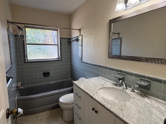 Building Photo - 619 Richmond St