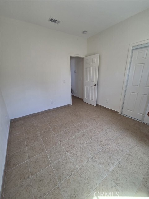 Building Photo - 13745 Vellanto Way