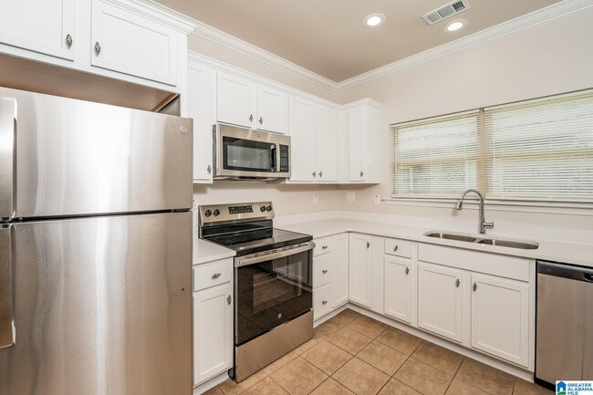 Building Photo - 8254 Owen Park Dr