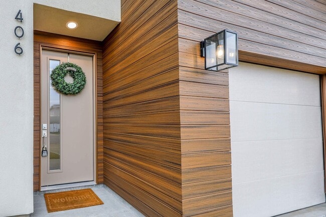 Building Photo - 406 Deer Path Lp
