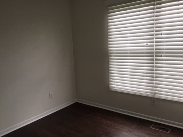 Building Photo - 5514 Crenton Dr