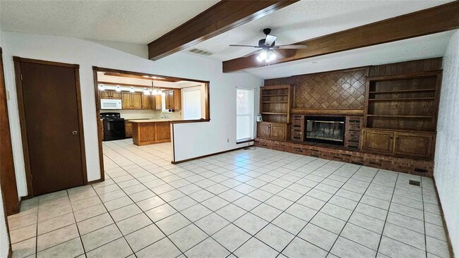 Building Photo - 10417 Fairfax Ln