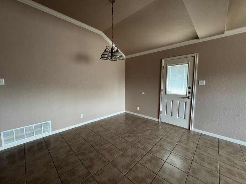 Building Photo - 1205 Powder River Dr