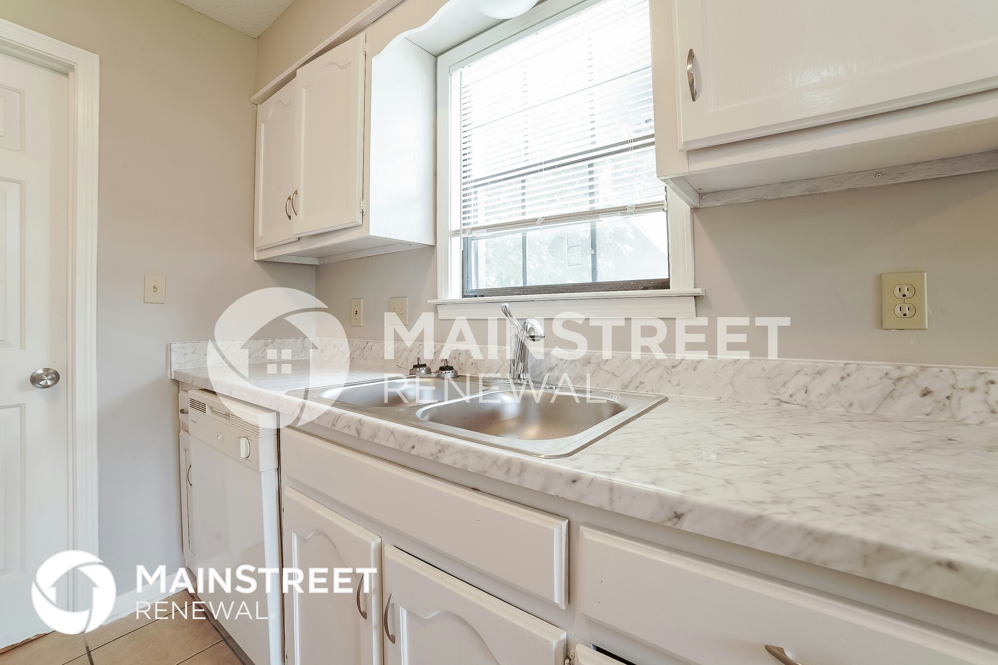 Building Photo - 6552 Gadwall Dr N