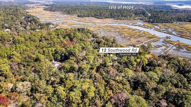 Building Photo - 12 Southwood Dr