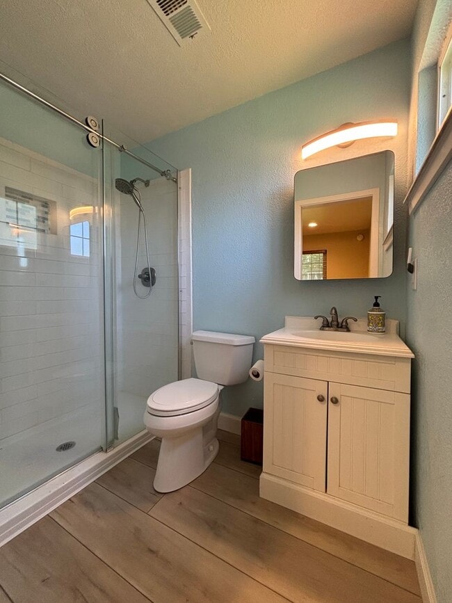 Building Photo - Beautiful Single-Story Gem in Vacaville!