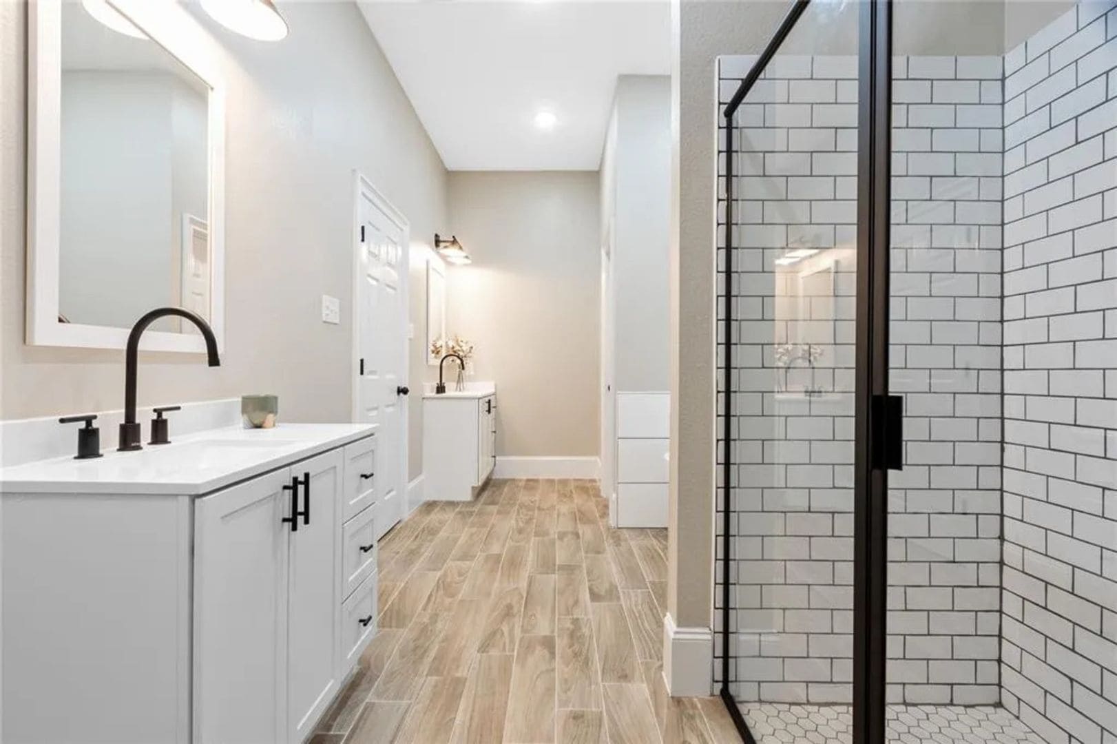 Building Photo - 17324 E Holly Hill Dr