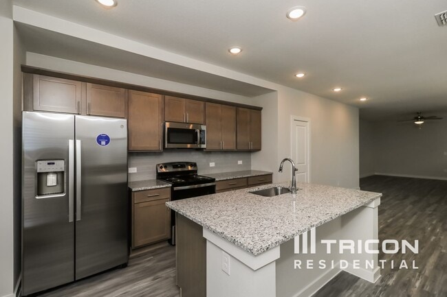 Building Photo - 1724 Mexican Heather Dr