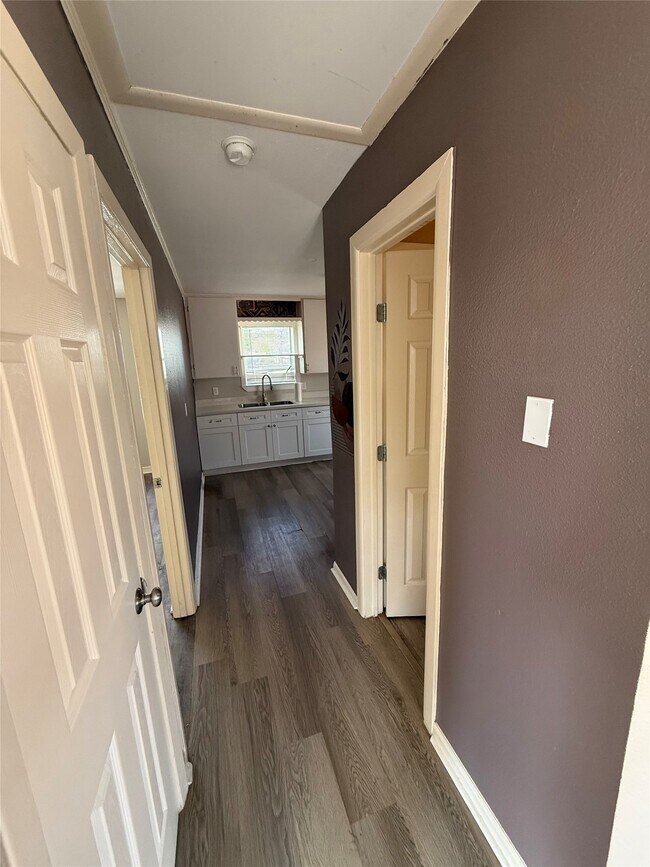 Building Photo - 1311 Malvern St