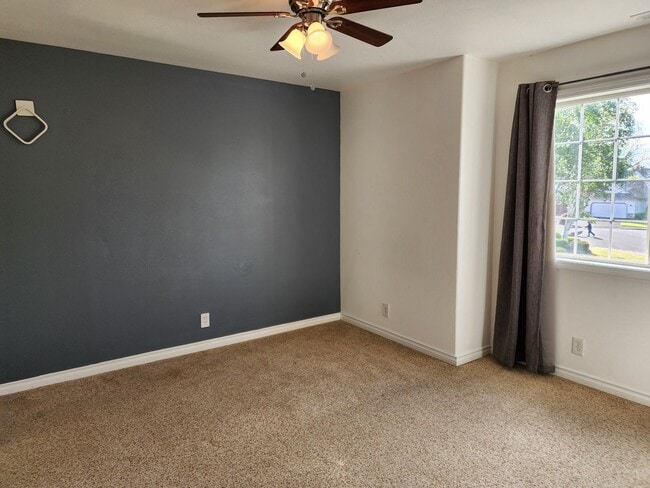 Building Photo - Stunning Regency Estates Home