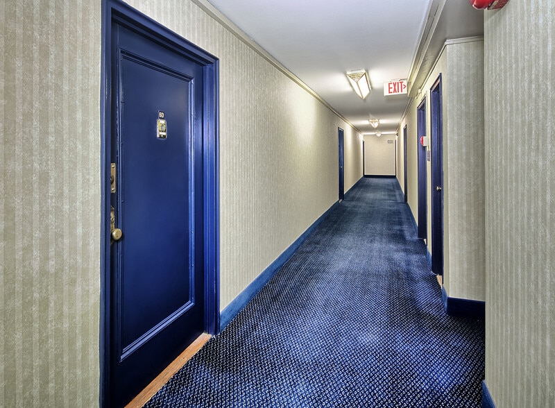 Building Photo - 6515 Boulevard E