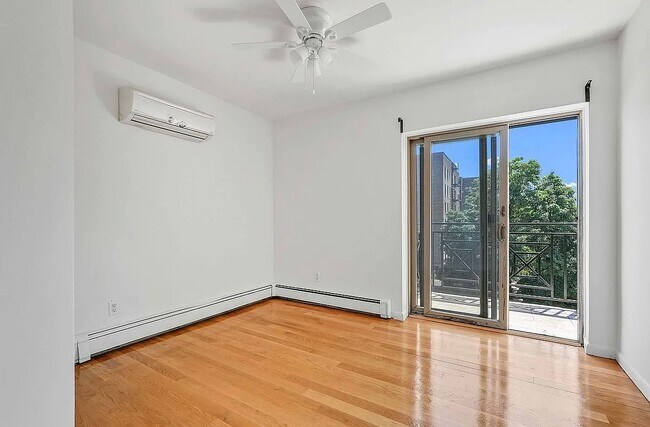 Building Photo - 25-47 23rd St