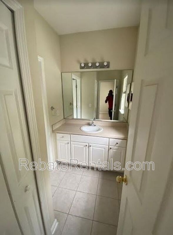 Building Photo - 7175 Deerfoot Cir
