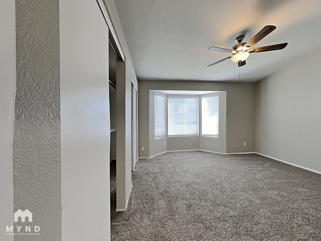 Building Photo - 16024 S Catalina St