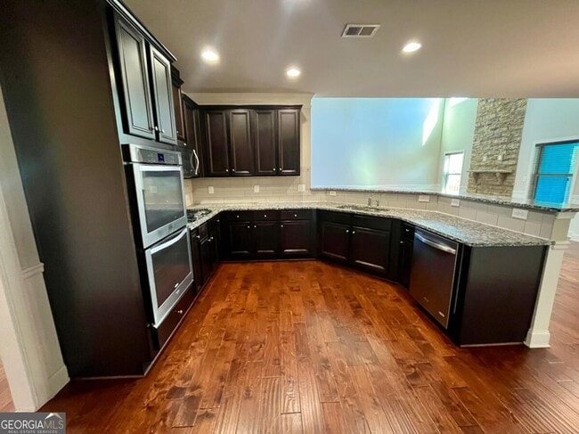 Building Photo - 9081 Dawes Crossing