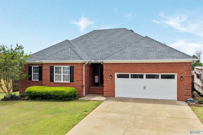 Building Photo - 25850 Iron Gate Dr