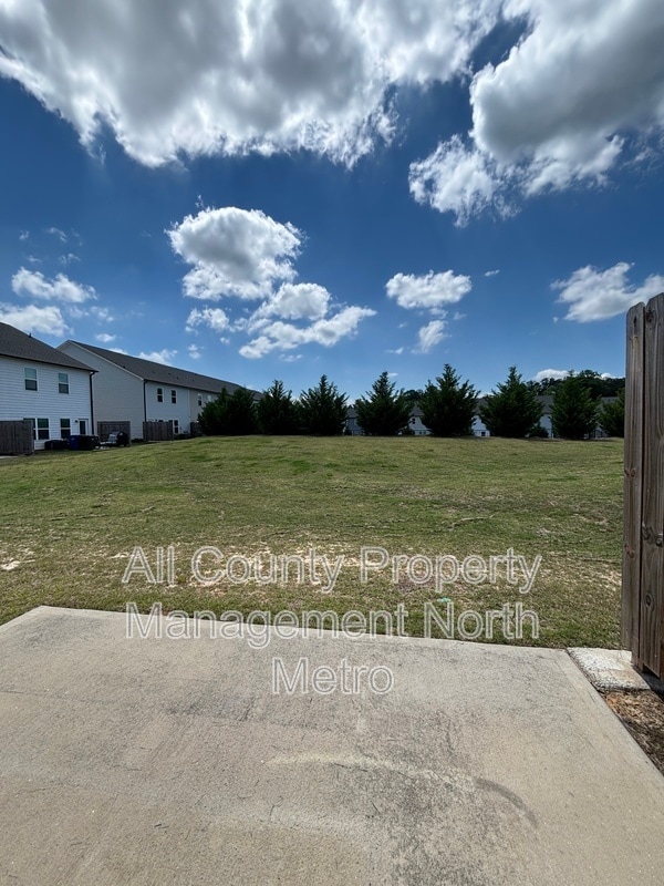 Building Photo - 5064 Silver Fox Trl